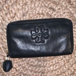 Tory Burch wallet leather
